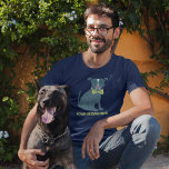眼鏡をかけているピットブルパピードッグパーソナライズされた Tシャツ<br><div class="desc">このカスタムグラフィックティーはハンサムなパップのイラストレーションを備えている。このダッパー犬は、ティール（緑がかった色）色の眼鏡とライムグリーンの蝶ネクタイのペアを着ている。ピットブルの子犬のグラフィックの下部には、ライムグリーン文字を調整する名前または自分のカスタムメッセージを追加する場所である。</div>