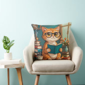 眼鏡をかけている愛読らしい猫の本 クッション (椅子)