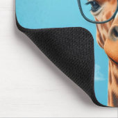 眼鏡をかけている雲に隠れたキリン マウスパッド (コーナー)