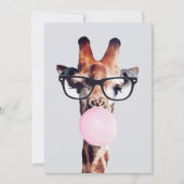 眼鏡を掛けたキリン吹はピンクのバブルガムを着ている 招待状 (正面)