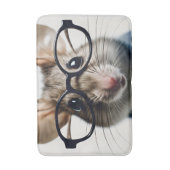 眼鏡を掛けた野ネズミ バスマット (正面縦)