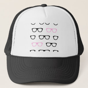眼鏡オタク系のピンクギーク キャップ