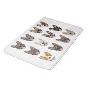 眼鏡フランスのをかけている可愛いブルドッグ バスマット (アングル)