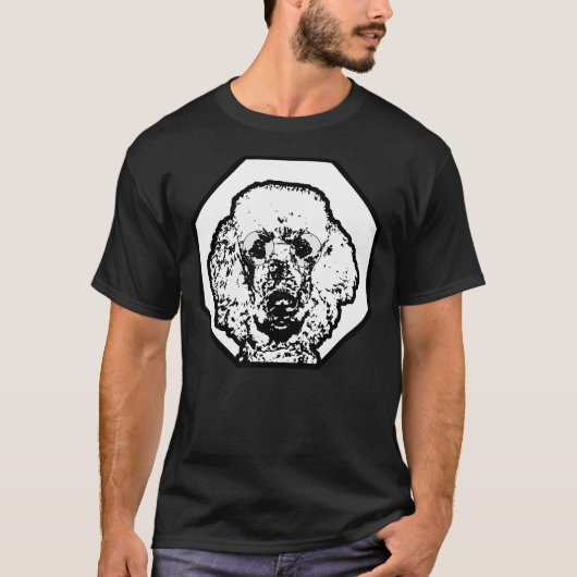 眼鏡付きプードル頭が切れる知的犬ブリー Tシャツ (正面)