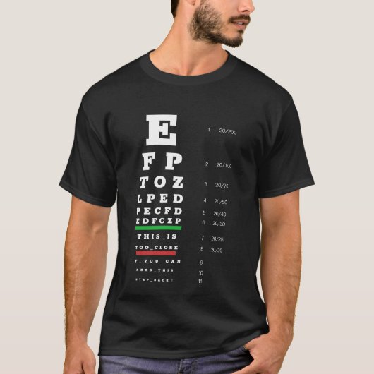眼鏡検査者のおもしろい視力検査スネレン図 Tシャツ (正面)