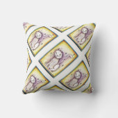 着席の子猫のかわいらしい枕 クッション (裏面)