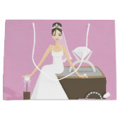 着席の花嫁のブライダルシャワー ラージペーパーバッグ (正面)