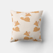 着座キツネチャーム クッション (裏面)