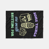 着物を買う値打ちがあるもおもしろいの フリースブランケット (正面(横))