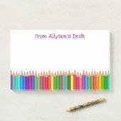 着色された鉛筆の幸せで明るいおもしろいの子供のモノグラム ポストイット (デスク)