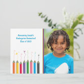 着色された鉛筆の青年卒業生の文字の写真 案内状 (スタンド正面)