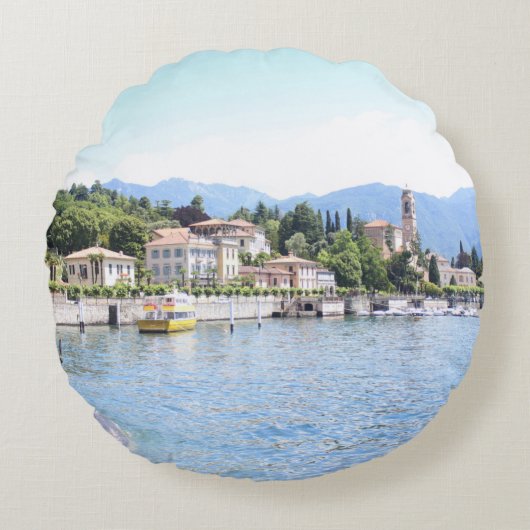 着陸式黄色船近接建物 ラウンドクッション (正面)