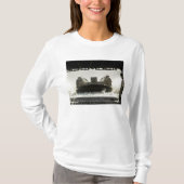 着陸船のエアクッションが入る準備をする Tシャツ (正面)