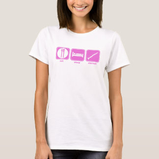 睡眠のクラリネットのピンクを食べて下さい Tシャツ