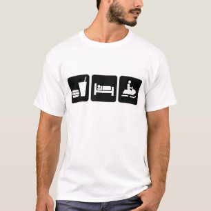 睡眠のスノーモービルを食べて下さい Tシャツ