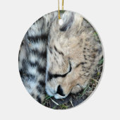 睡眠のチータのカブスの写真 セラミックオーナメント (左)