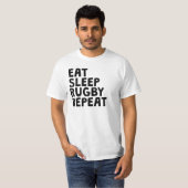 睡眠のラグビーの繰り返しを食べて下さい Tシャツ (正面フル)