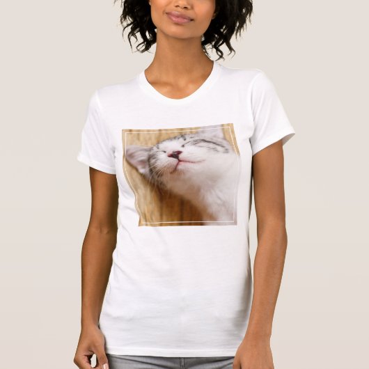 睡眠の子ネコ Tシャツ (正面)