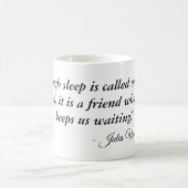 睡眠不眠の最高の友友アイロニー引用文ジュールヴェルヌ コーヒーマグカップ (中央)