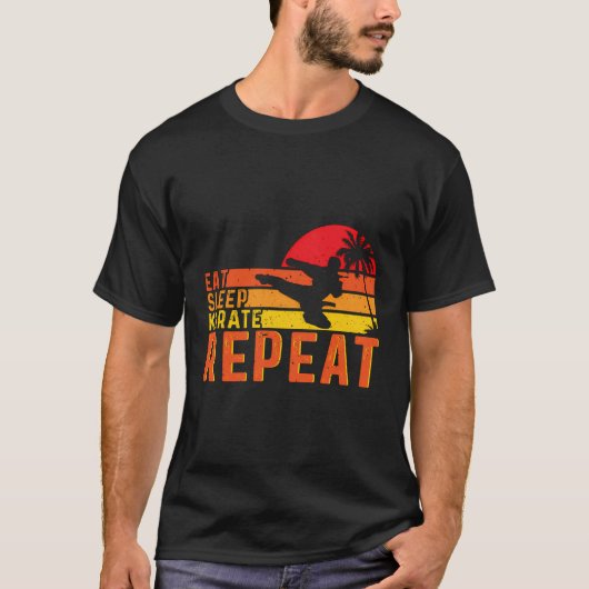 睡眠空手食べリピート Tシャツ (正面)