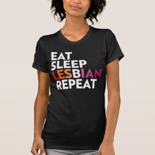 睡食べ眠レズビアンリピート Tシャツ