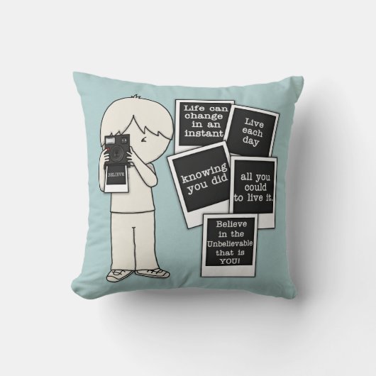 瞬時に変化 クッション (正面)