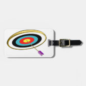 矢が中心に当たるブルズアイ・アーチェリー・ターゲット ラゲッジタグ (正面横)