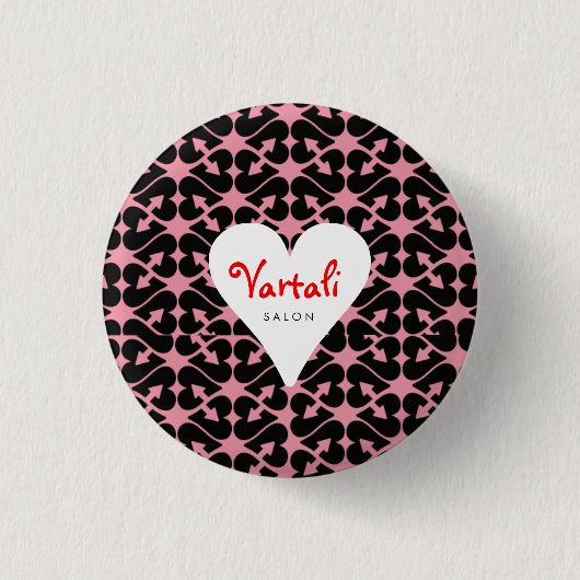 矢のハートのVartaliの円形ボタン 缶バッジ (正面)