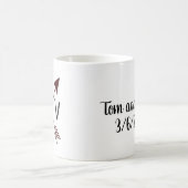 矢パーソナライズされた結婚付き愛着日 コーヒーマグカップ (中央)