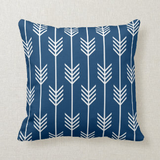 矢モダン印の留め模様ネイビーブルー クッション
