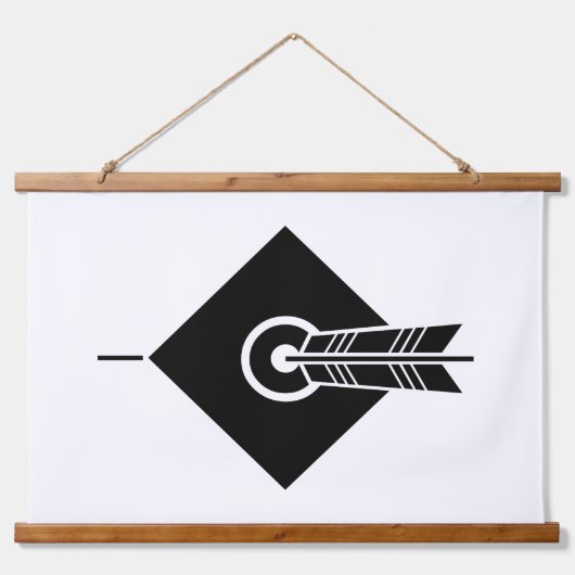 矢印のヒットターゲット 吊り下げ型タペストリー (正面)