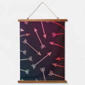 矢印アートワーク、黒のピンクの色合い 吊り下げ型タペストリー (正面)