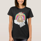 知らない気に文字 – かわいいめい想のナマケモノ Tシャツ (正面)