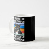知り合いの猫が嫌いなコーヒーを飲む コーヒーマグカップ (正面左)