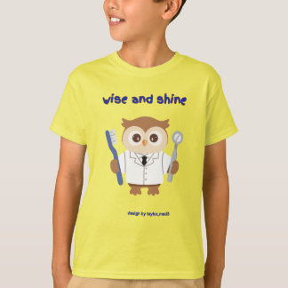 知恵ある笑顔 イエローふくろう歯医者少年半袖Tシャツ Tシャツ