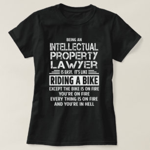 知的財産弁護士 Tシャツ