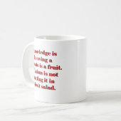 知識はトマトがフルーツであることを知っています コーヒーマグカップ (正面左)