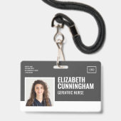 矩形ロゴナースフォトバーコードID水平 バッジ (正面（ネックストラップ付）)