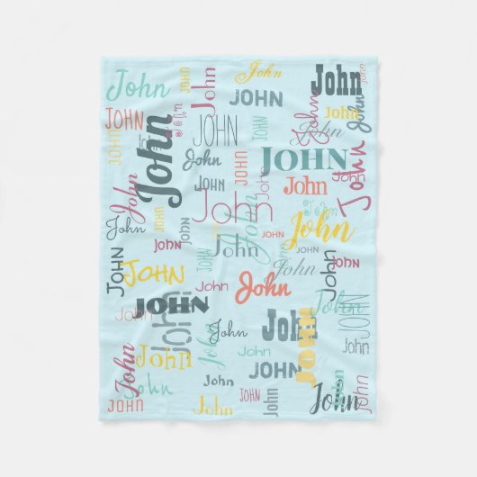 短い名前のパターンタイポグラフィ青のベビー フリースブランケット (正面)