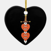 短剣およびハートのクラシックなナイフの入れ墨のデザイン セラミックオーナメント (正面)