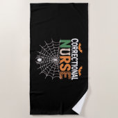 矯正ナースハロウィーンパンプキクラシックンTシーズ ビーチタオル (正面)