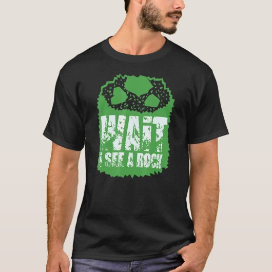 石が見えるまで待て Tシャツ (正面)