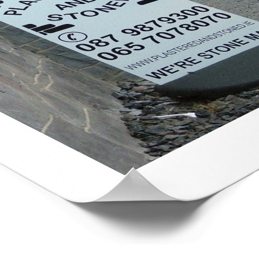 石で囲まれた ポスター (角)