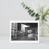 石とガラス：汐留ビジネス街（東京） ポストカード (スタンド正面)