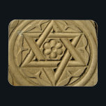 石に刻まれたダビデの星 – ユダヤ教 マグネット<br><div class="desc">石に刻まれたダビデの星 – ユダヤ教のシンボル©とBigstock®® – 全著作権所有。</div>
