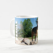 石のビーグル犬-たる製造人のビーグル犬のコーヒー・マグ コーヒーマグカップ (正面左)