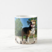 石のビーグル犬-たる製造人のビーグル犬のコーヒー・マグ コーヒーマグカップ (中央)