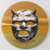 石のマスク 缶バッジ (正面)