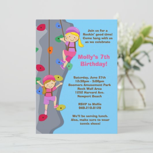 石の壁の登山の誕生日のパーティの招待状 招待状 (スタンド正面)
