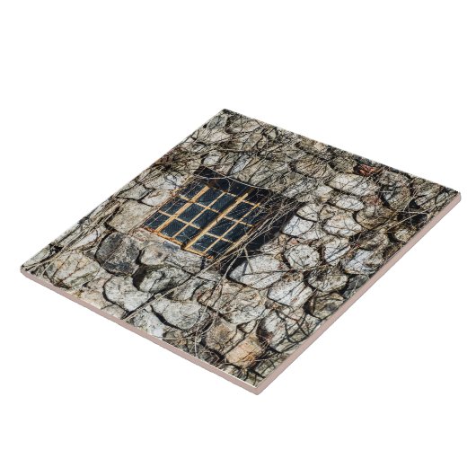 石の壁の窓 タイル (側面)